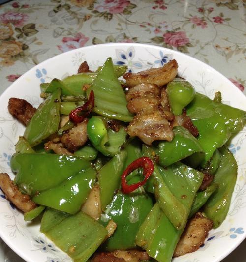 小炒芸豆五花肉怎么做？步骤和技巧是什么？  第2张