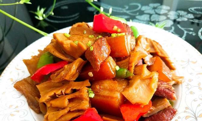 小炒野笋干的做法是什么？如何快速完成这道美味佳肴？  第2张