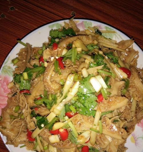 小炒香辣鲜牛肚怎么做？步骤和技巧有哪些？