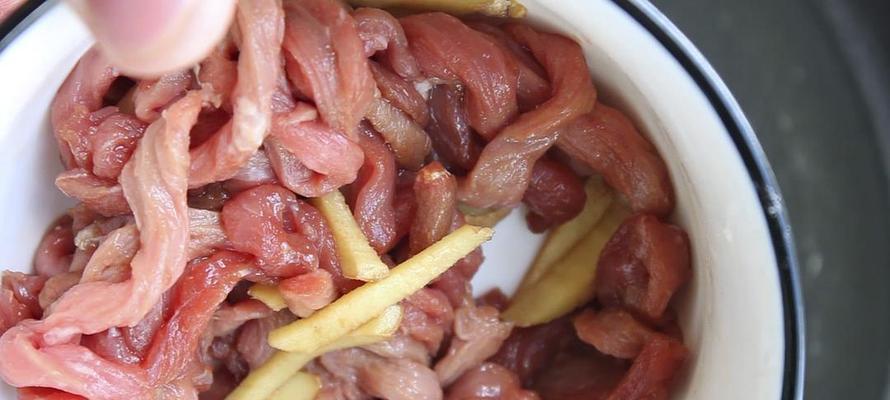 小炒松茸牛肉怎么做？步骤和技巧有哪些？  第2张
