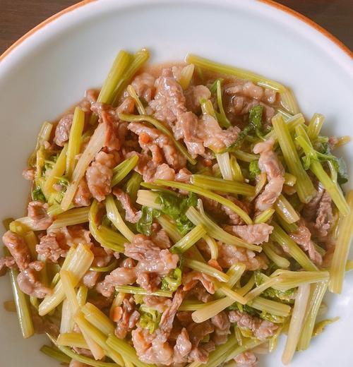 小炒芹菜牛肉怎么做？步骤和技巧有哪些？