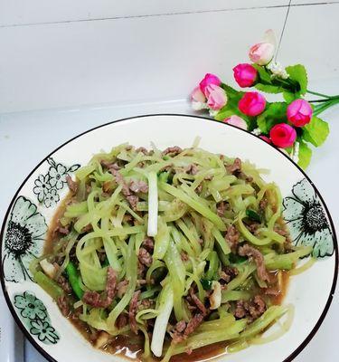小炒牛肉丝怎么做？步骤和技巧是什么？