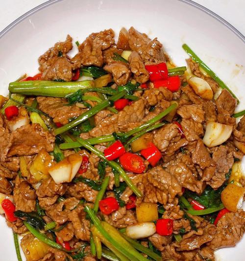 小炒牛肉手工面怎么做？步骤和技巧有哪些？