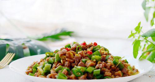 小炒牛肉粒的做法是什么？如何快速做出美味的小炒牛肉粒？  第3张