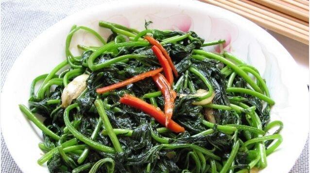 小炒萝卜叶怎么做才好吃？详细步骤和技巧是什么？