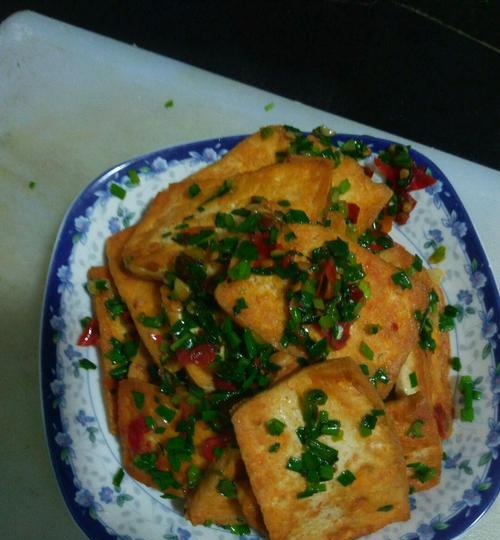 小炒煎豆腐怎么做才好吃？步骤和技巧是什么？