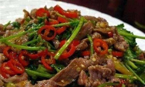 小炒鸡肉丸怎么做？详细步骤和技巧是什么？
