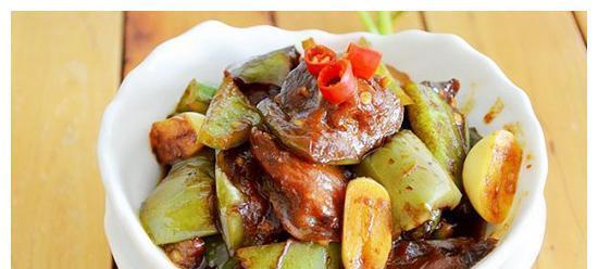小炒鸡肉丸怎么做？详细步骤和技巧是什么？  第2张