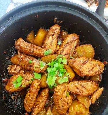 小炒鸡翅怎么做？详细步骤和常见问题解答？
