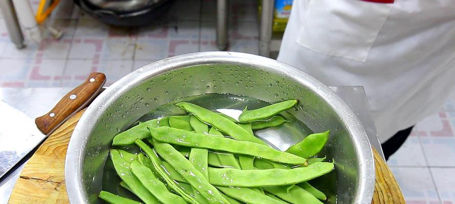 小炒刀豆丝怎么做？步骤和技巧是什么？  第2张
