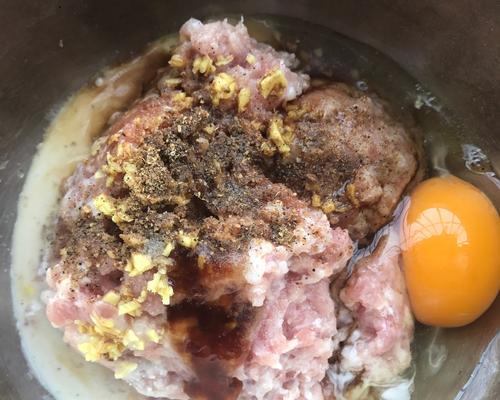 小肠灌蛋丸子汤怎么做？有哪些步骤和技巧？  第2张