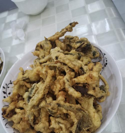香椿鱼儿怎么做？步骤和技巧有哪些？  第3张