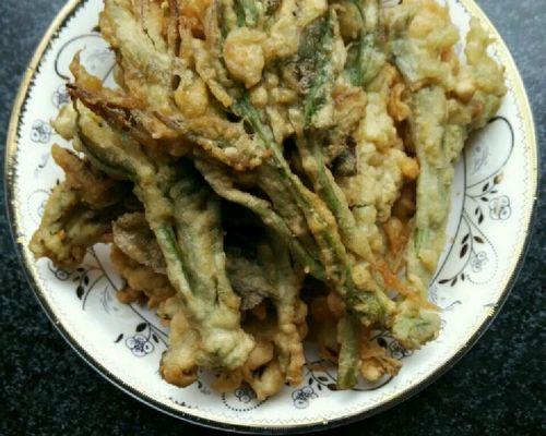 香椿鱼怎么做才好吃？家庭版香椿鱼的做法步骤是什么？