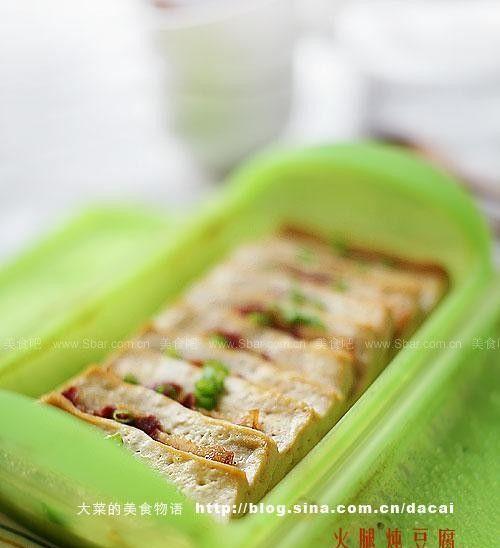 香椿芽拌嘴小豆腐怎么做？步骤和技巧有哪些？