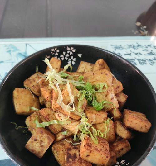 香椿芽拌嘴小豆腐怎么做？步骤和技巧有哪些？  第3张