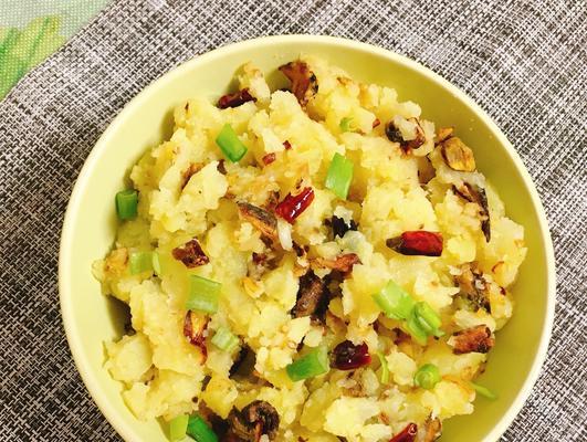 香椿土豆泥怎么做？步骤和技巧有哪些？  第2张