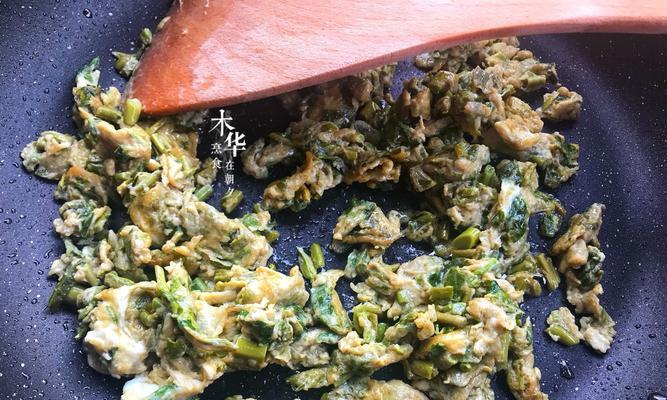香椿煎鸡蛋怎么做？步骤和技巧有哪些？  第2张