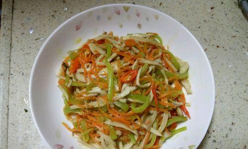 香椿鸡蛋炒三丝怎么做？步骤和技巧有哪些？  第2张