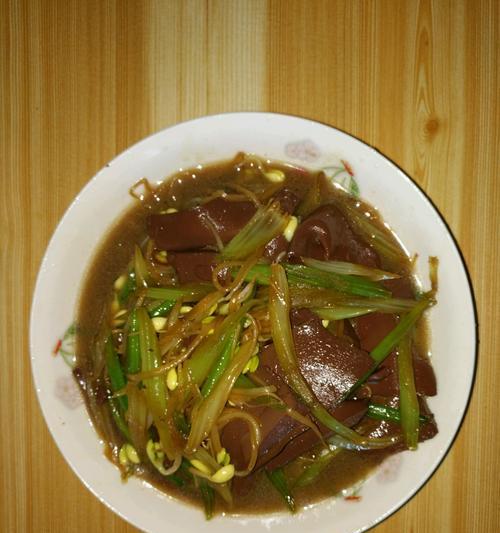 香炒鸭血怎么做？步骤和技巧是什么？