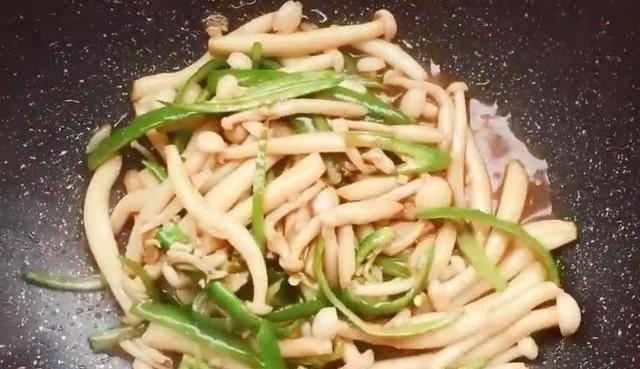 香炒白玉菇怎么做？有哪些步骤和技巧？  第2张