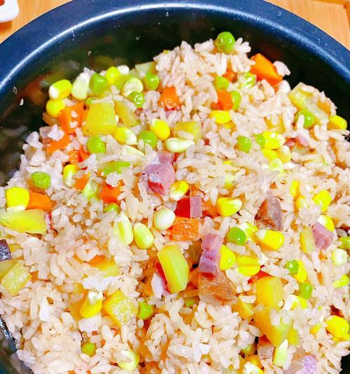 香肠玉米粒豌豆闷饭怎么做？步骤和技巧是什么？