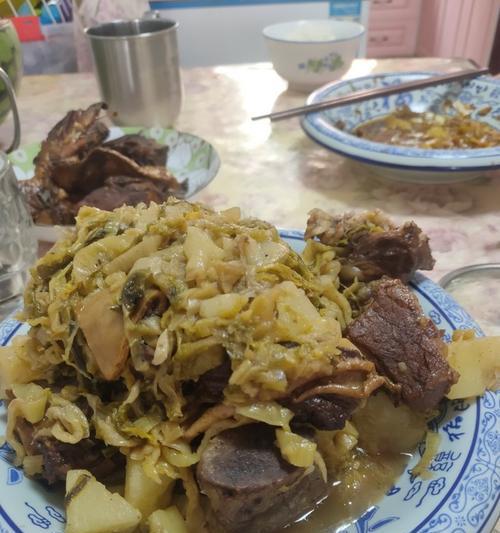 香肠排骨酸菜大米饭怎么做？步骤和技巧是什么？