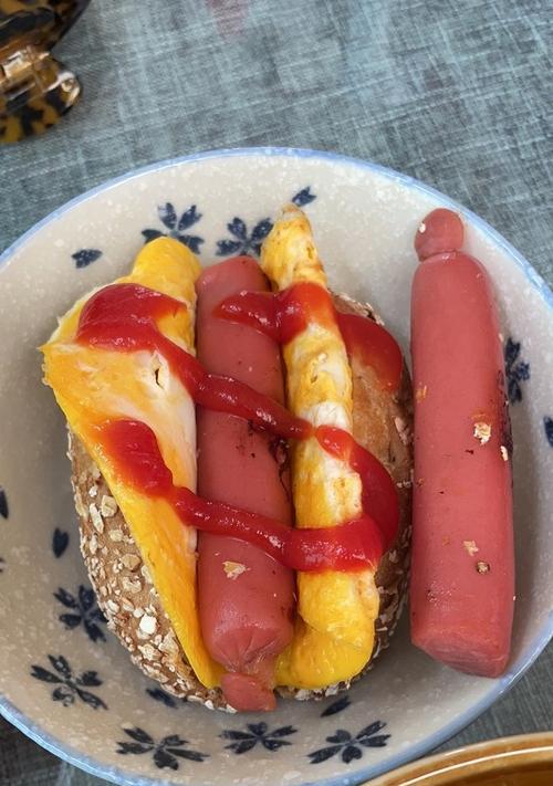 香肠面包的做法是什么？如何在家轻松制作？  第3张