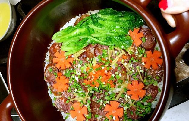 香肠腊味煲仔饭怎么做？步骤和技巧有哪些？  第3张