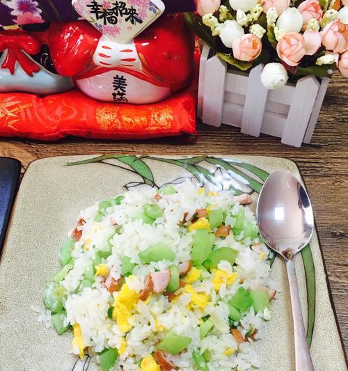 香肠黄瓜炒饭怎么做？步骤详解和常见问题解答？