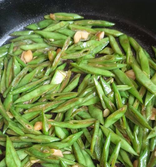 香肠炒扁豆怎么做？步骤和技巧有哪些？  第2张