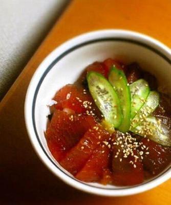 香草鲑鱼炖饭怎么做？步骤和技巧有哪些？