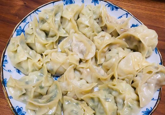 香菜香菇猪肉馅饺子怎么做？步骤和技巧有哪些？  第2张