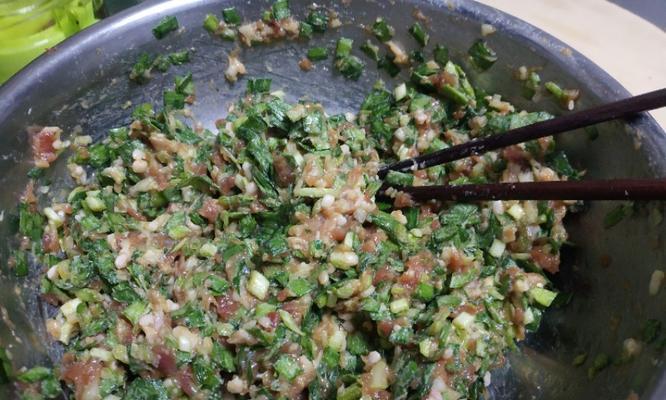 香菜馅饺子怎么做？有哪些制作技巧和常见问题解答？  第3张