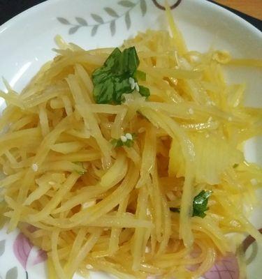 香菜土豆丝怎么做？步骤和技巧有哪些？  第3张
