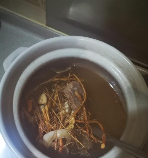 五指毛桃乳鸽汤怎么做？有哪些健康益处？  第3张