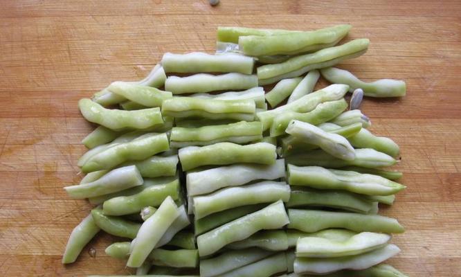 五香四季豆蒸疙瘩怎么做？步骤和技巧有哪些？  第2张