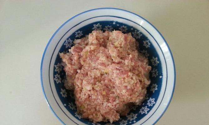 五香肉丸子怎么做才美味？详细步骤和常见问题解答？  第3张