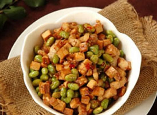 五香牛肉烧青豆怎么做？有哪些步骤和技巧？  第2张