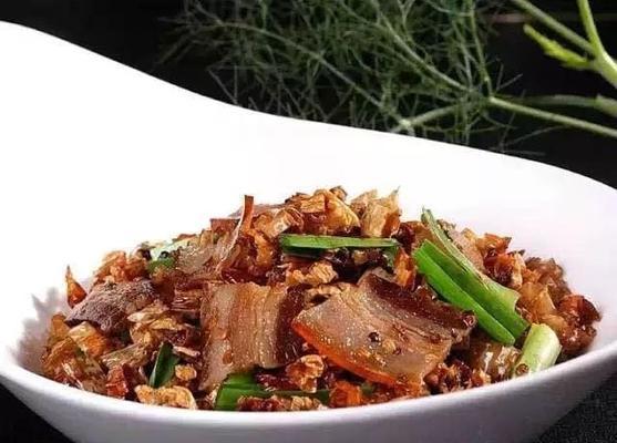 五香腊肉烩南瓜怎么做？步骤和技巧有哪些？