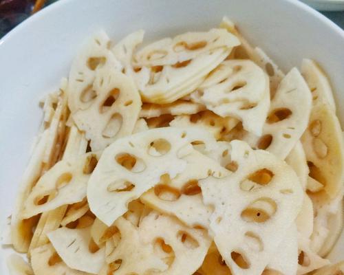五香烤藕片怎么做？步骤和技巧有哪些？