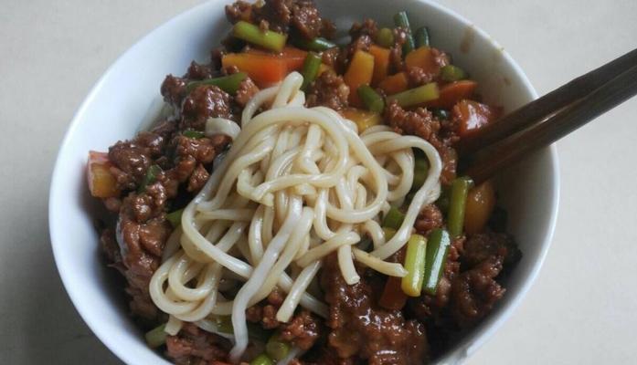 五香拌面怎么做？有哪些步骤和技巧？  第3张