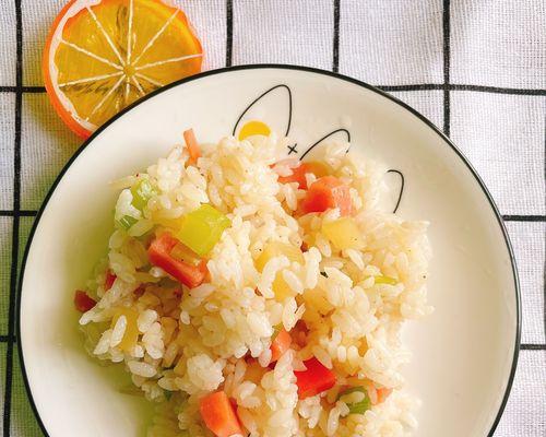 五色炒饭怎么做？五种食材的炒饭制作方法是什么？  第2张