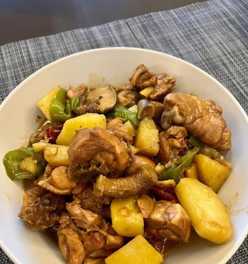 五料炖鸡汤怎么做？有哪些步骤和技巧？  第2张