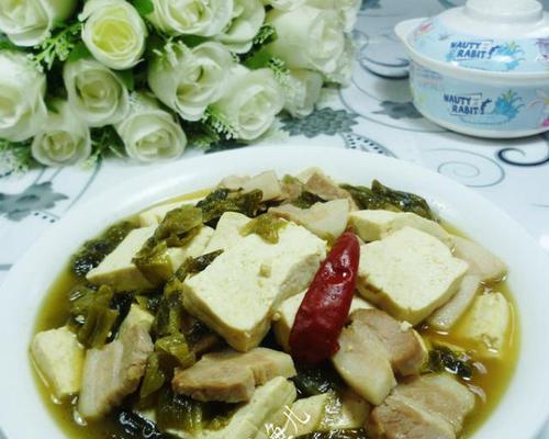 五花咸肉蒸老豆腐怎么做？步骤和技巧有哪些？  第3张