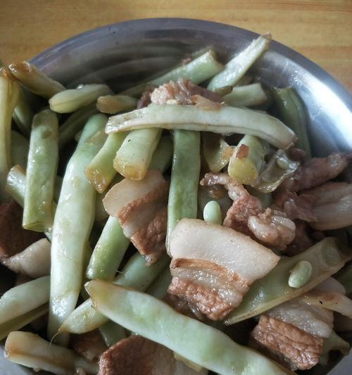 五花肉蒸榨菜怎么做？步骤和技巧有哪些？  第3张