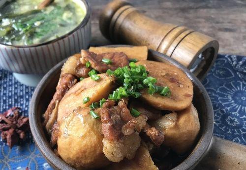 五花肉煨茨菇怎么做？详细步骤和技巧是什么？