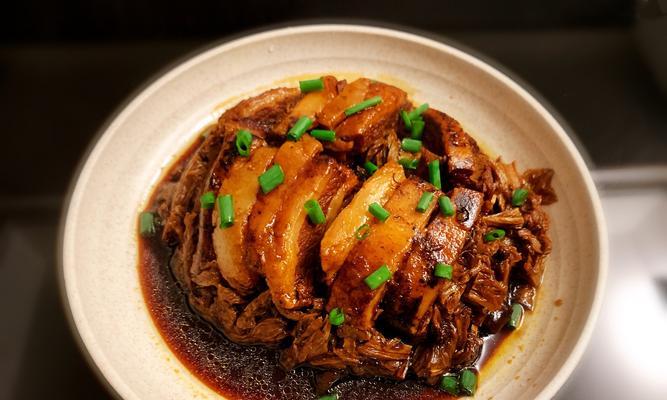 五花肉烧梅菜怎么做？步骤和技巧有哪些？  第3张