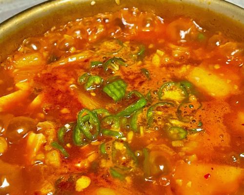 五花肉泡菜锅怎么做？有哪些步骤和技巧？  第2张