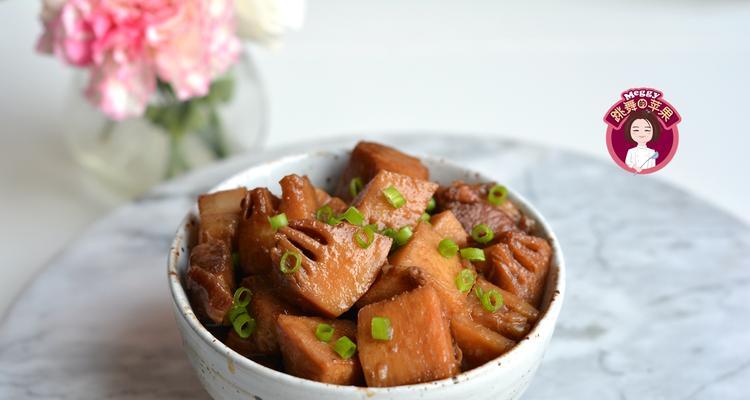 五花肉焖笋怎么做？步骤和技巧有哪些？  第3张