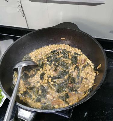 五花肉焖花豆怎么做？步骤和技巧有哪些？  第2张
